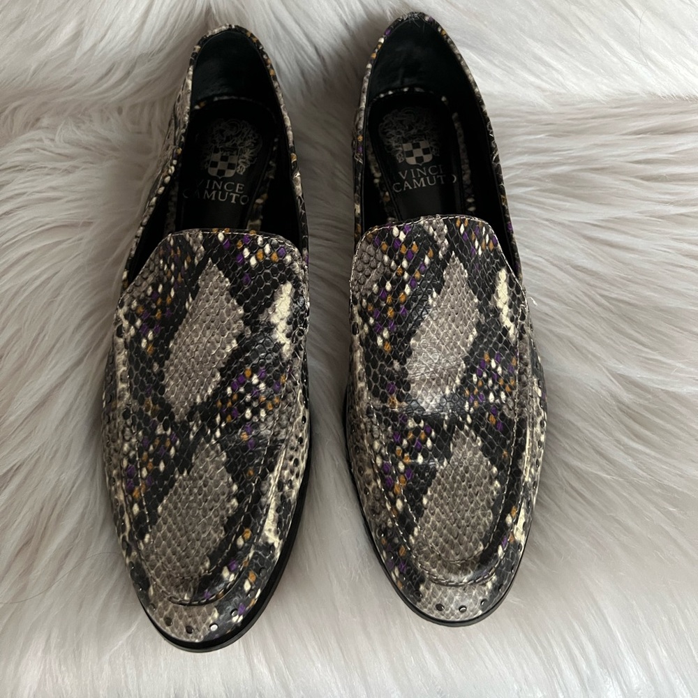 Vince Camuto Faux Snake Skin loafers - Picture 3 of 5